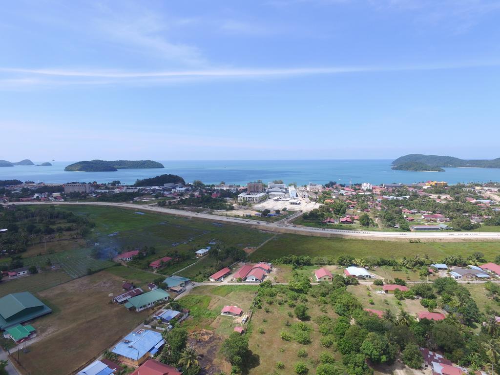 Maxim Apartment Pantai Cenang  Buitenkant foto